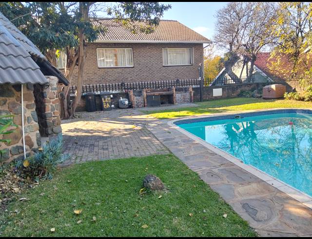 1 BEDROOM APARTMENT RENTED IN WINDSOR EAST